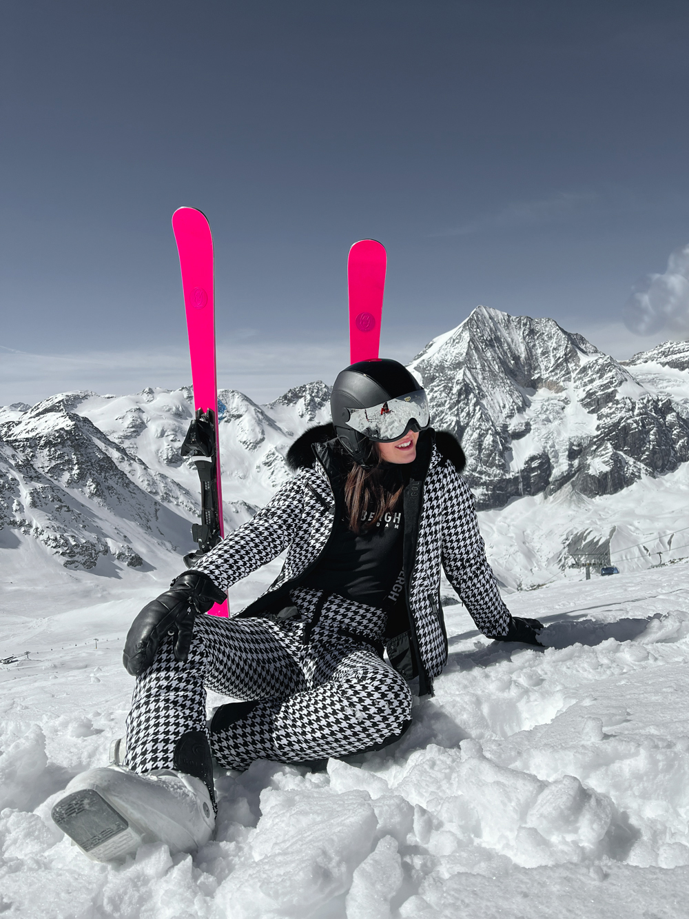 AK SKI POP – skvělé švýcarské lyže s jedinečným designem
